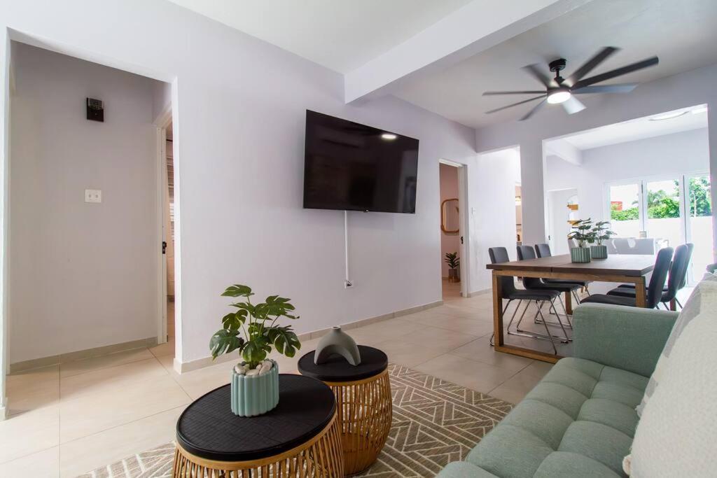 Вилла Casa Marilina Aguadilla W/ Pool Экстерьер фото
